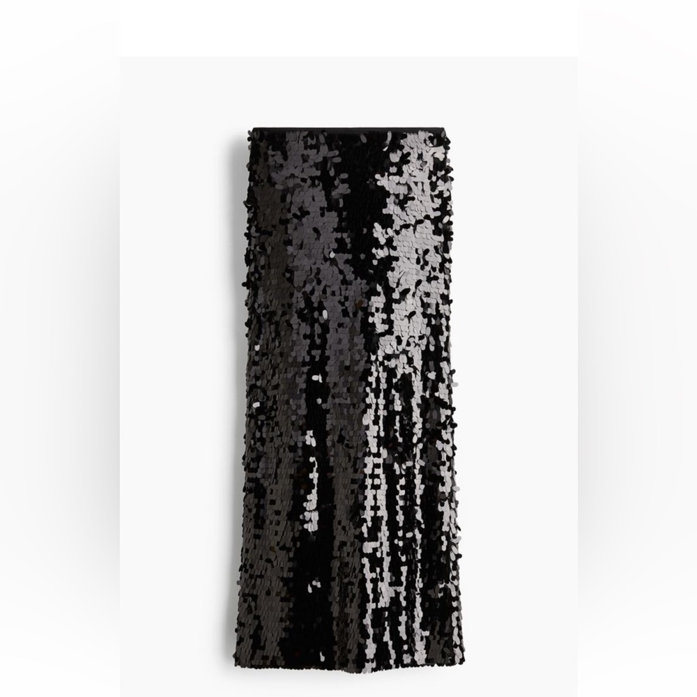 H&M SEQUINED MIDI SKIRT